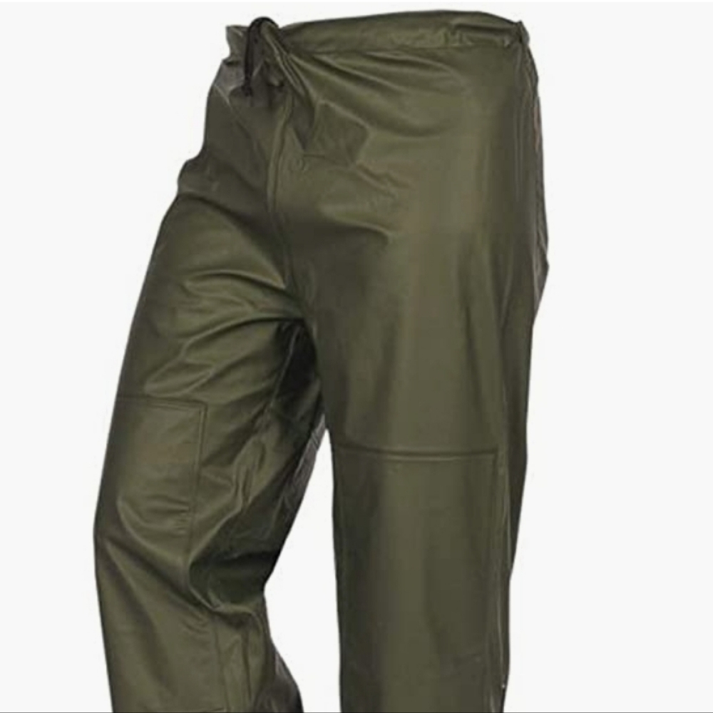 NEW WITH TAGS Mens helly hansen fishing and rain pants